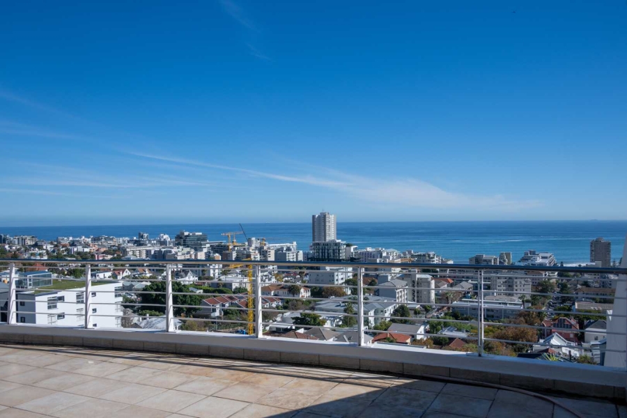 To Let 2 Bedroom Property for Rent in Sea Point Western Cape